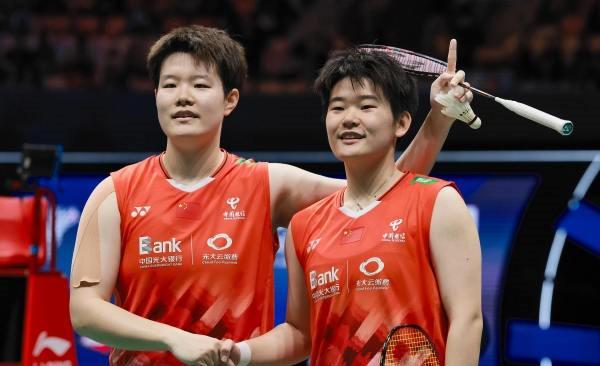 开云平台-圣坛组合谈昵称：只要不说俺是男人婆就行