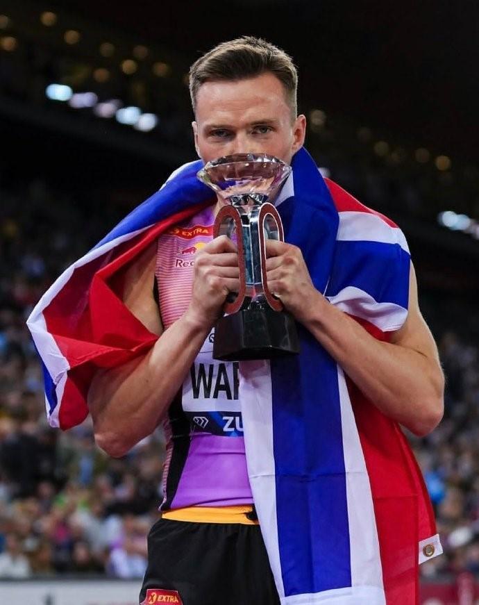 下载开云-钻石联赛总决赛400米栏：瓦尔霍姆、博尔分别斩获冠军