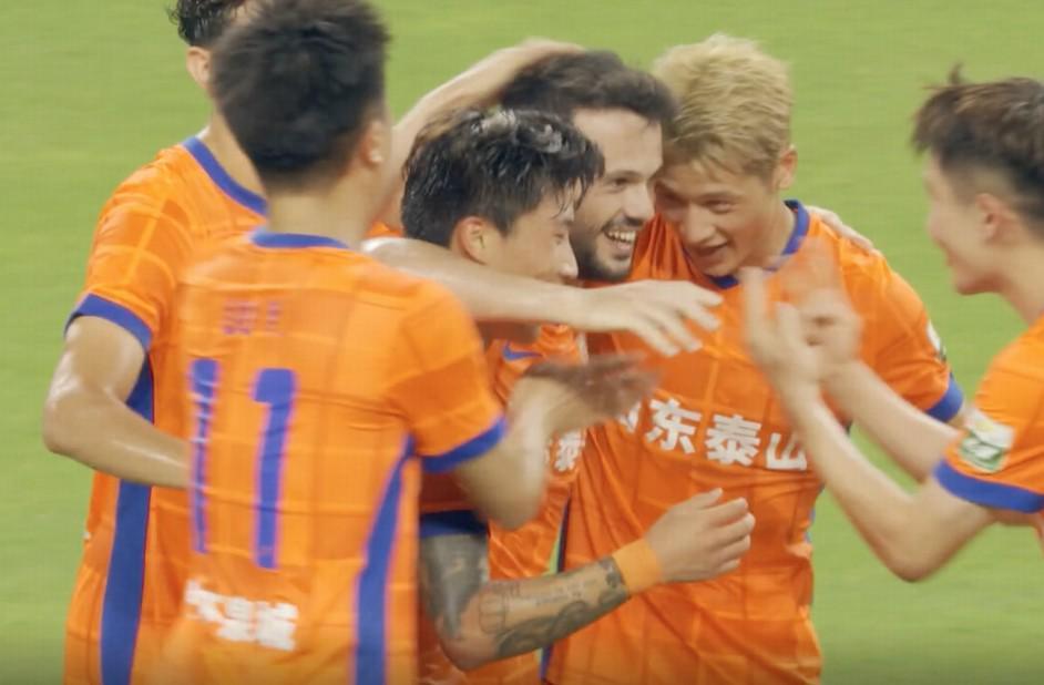 开云体育下载入口-神瓦科！卡扎伊什维利连场戴帽，战国安4球+战申花3球！